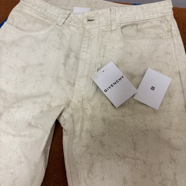 지방시 디스트레스 크랙진 (택⭕️)