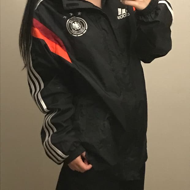 아디다스 독일 바람막이