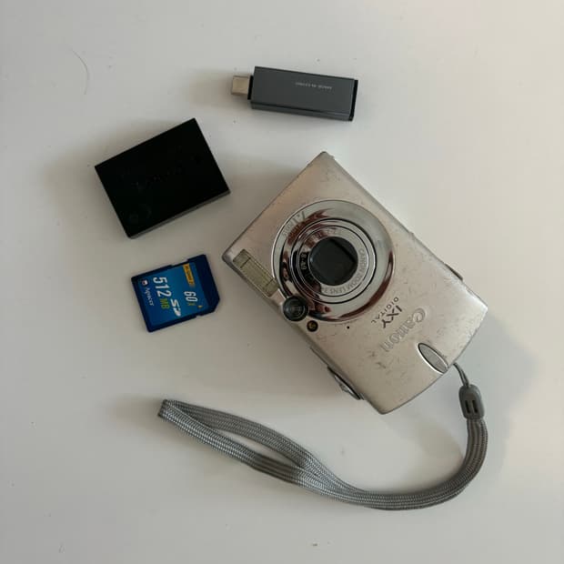 캐논 ixus750(=ixy700) 익시700 익서스750 원희디카 판매