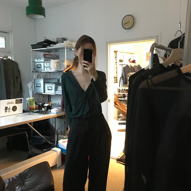 twist detail long sleeves