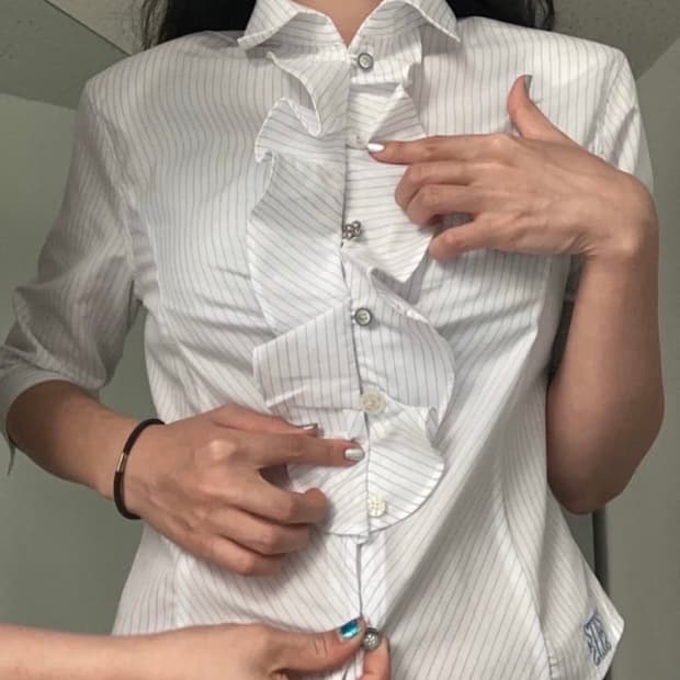 에옹쓰 STTS 스트라이프 셔츠