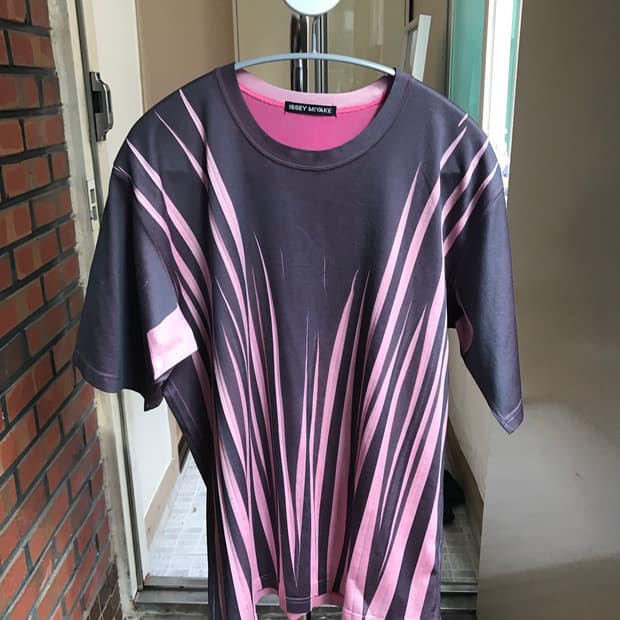 이세이 미야케 반팔 M