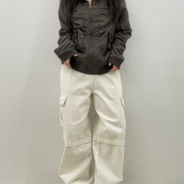 white pocket detail pants