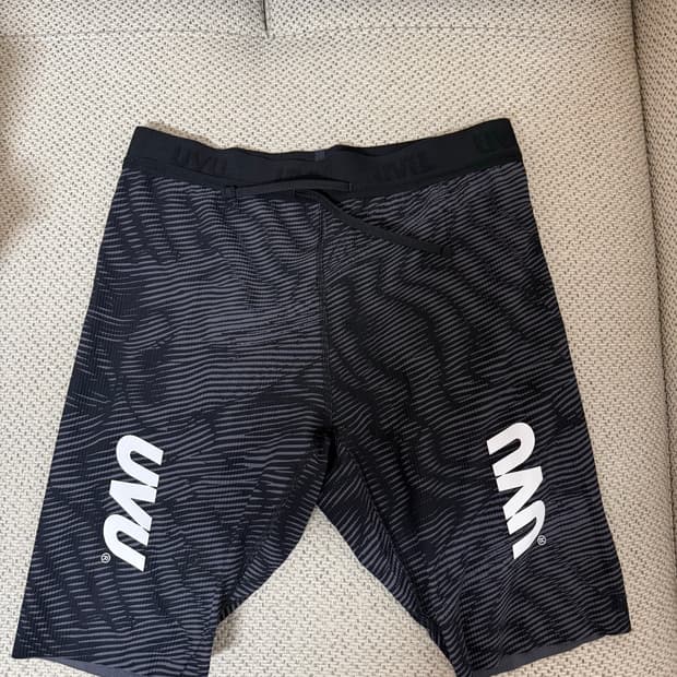 UVU half tight 2.0 (L) 하프타이즈 