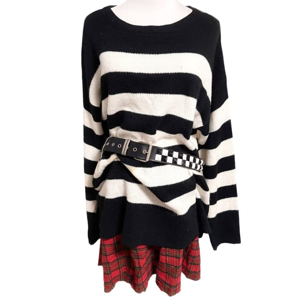 (이체시에눌) 일본 고스로리 아마네미사깔 펑크 스트라이프 체크 코디세트