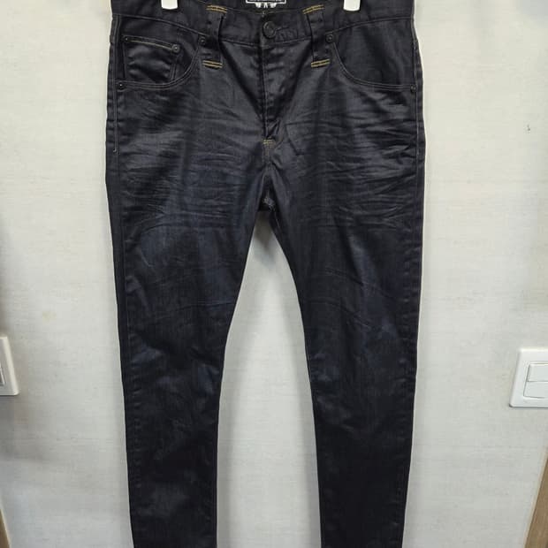 리바이스 왁스 코팅 진 팬츠 30 슬림핏 