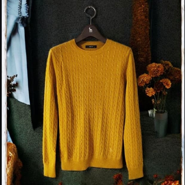 헤지스레이디스 머스타드 캐시미어 혼방 케이블 스웨터 니트 55