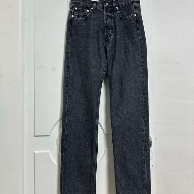 아르켓 스노우 스트레이트 데님 팬츠