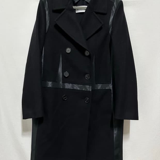 메종마르지엘라 디테일 컷 코트