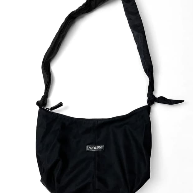 널디 NERDY 노티드 호보 크로스백 A1589   