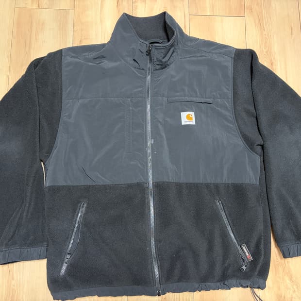 칼하트 wip 후리스