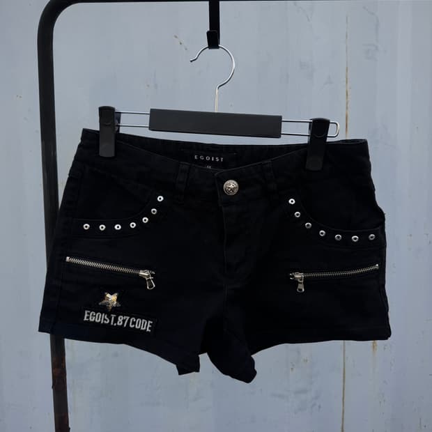 EGOIST Eyelet Detail Shorts 