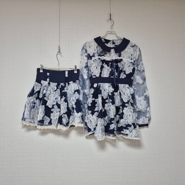 리즈리사 히메갸루 블루플로럴 레이스업 셋업