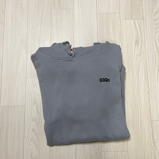 032c 워크샵 후드티