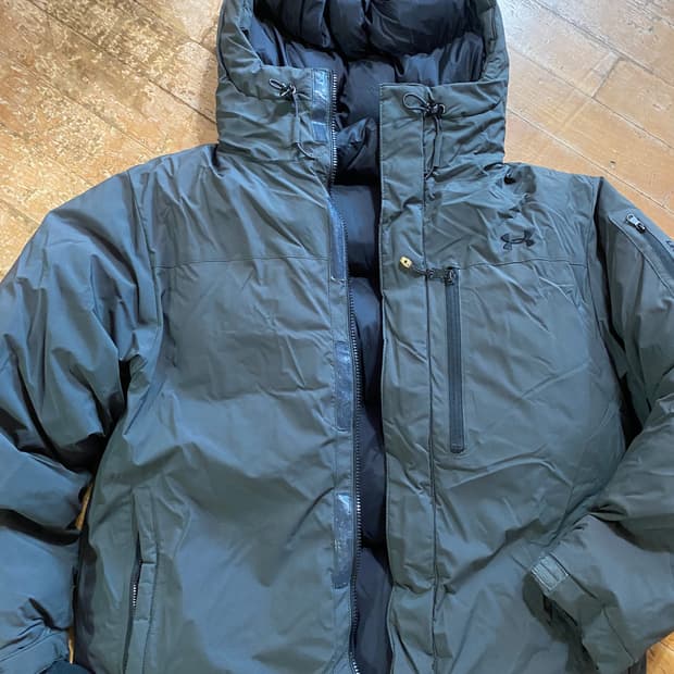 언더아머 남성 락다운 대장급 패딩 L/G (105)