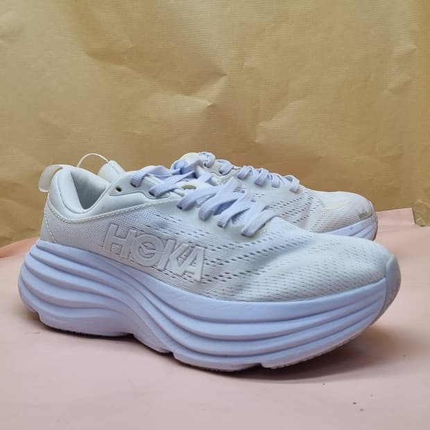 호카 맥스쿠셔닝 여성운동화240