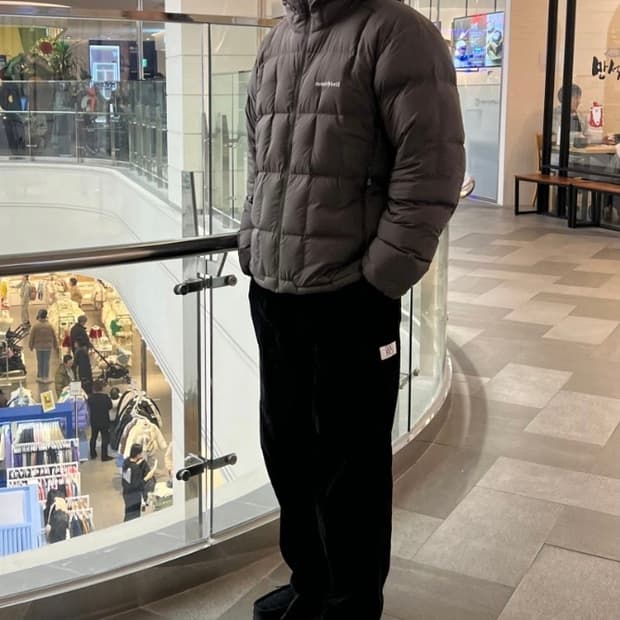 (블랙)몽벨 800 재팬 네이지 다운파카 경량 패딩 XL