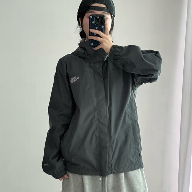 노스페이스 차콜 바람막이