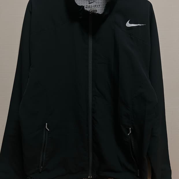 나이키 드라이핏 자켓 블랙 L / 실측 110