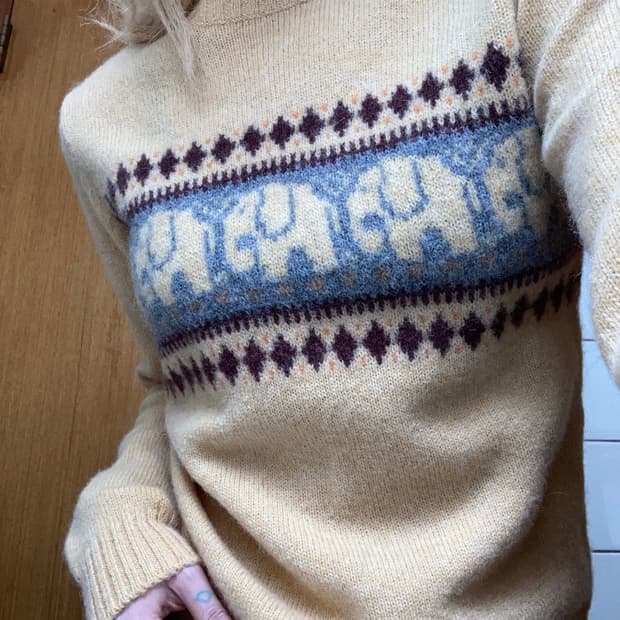 DUBAMBAM 코끼리 니트