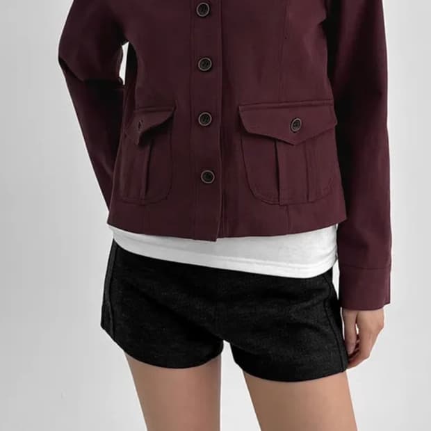 멜다 하이넥 버튼자켓