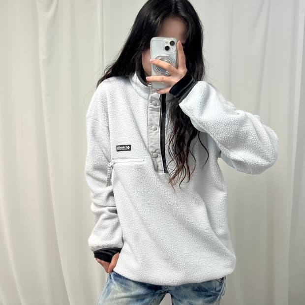 Columbia White Half-button Fleece