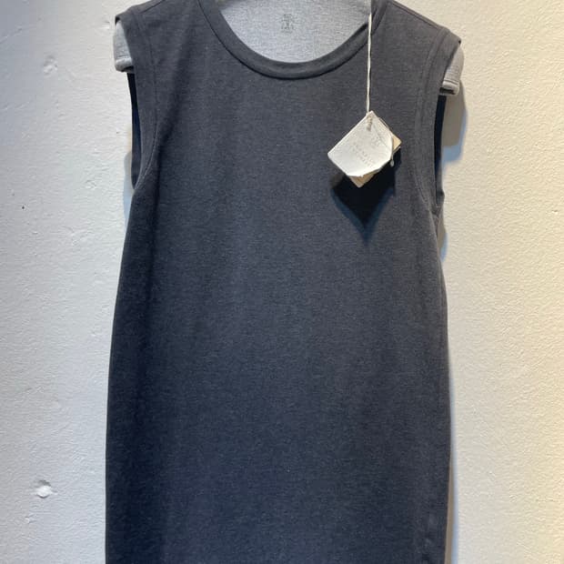 브루넬로 쿠치넬리 탑