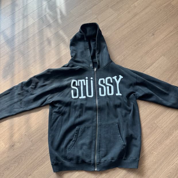 스투시 후드집업 (이번주 까지만 판매)