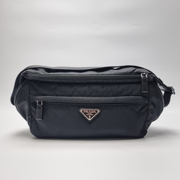 프라다 리나일론 바이커백 미듐 바디백 벨트백 (남여공용, 2VH994)
