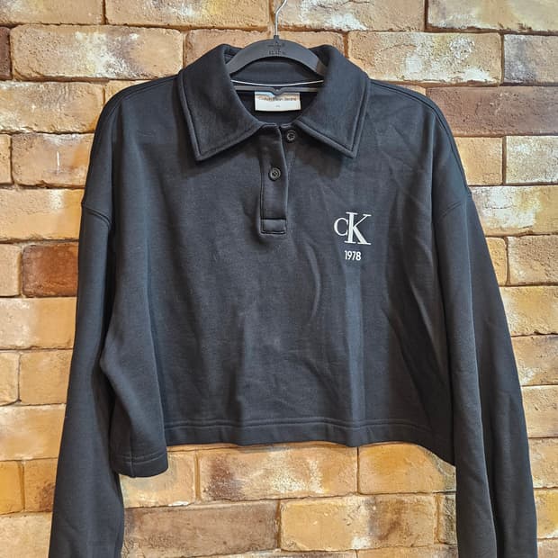 캘빈클라인진스 블랙 크롭 카라티 XS