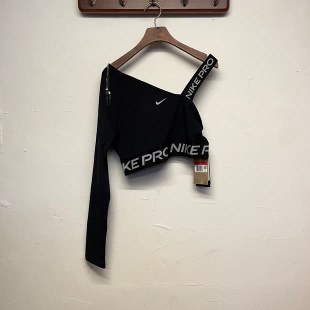 나이키 (우먼) 프로 하프 암 크롭 롱 슬리브  