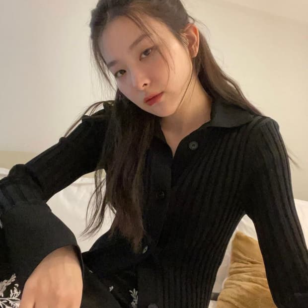 Recto cropped ribbed cardigan 크롭 가디건 화이트