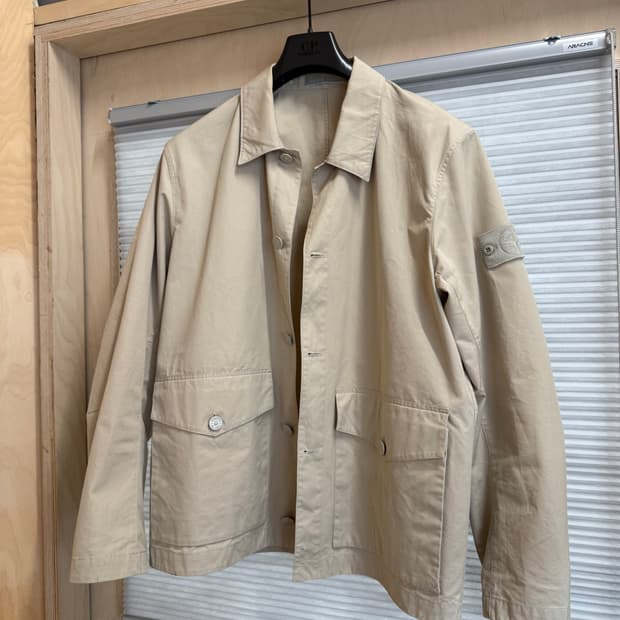 스톤아일랜드 고스트피스 라이트 자켓