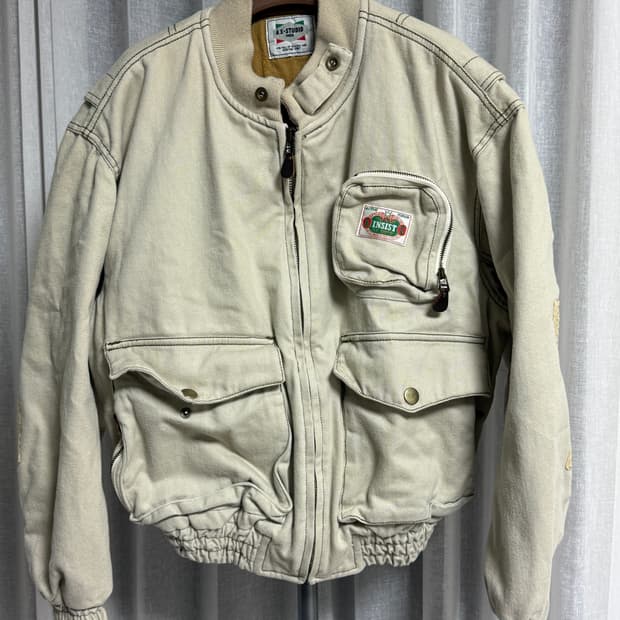 베이지 봄버 자켓 