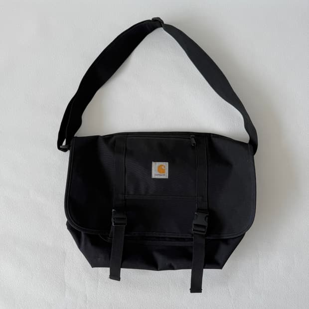 칼하트(Carhartt) 메신져백