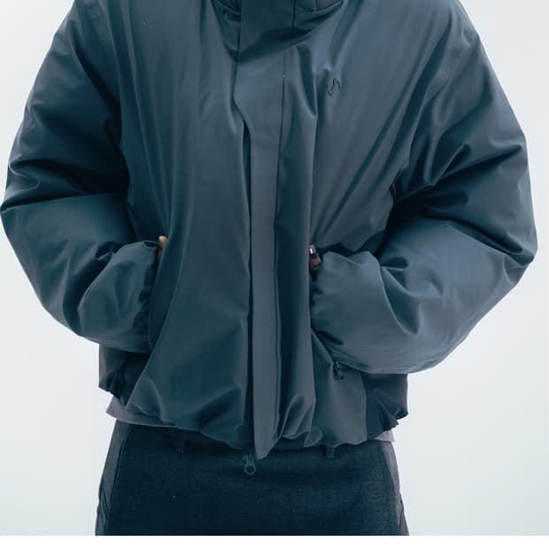 Ojos 오호스 디태쳐블 머플러 다운 자켓 차콜