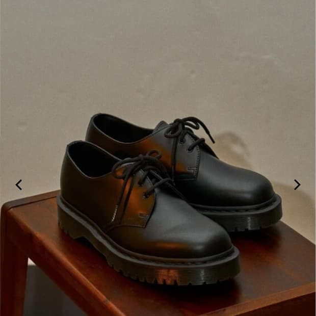 닥터마틴 1461 벡스 모노 270구합니다!