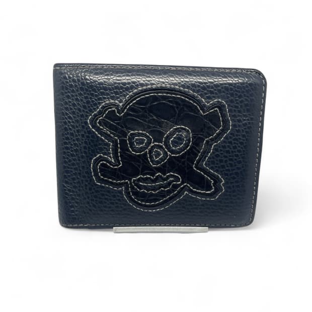 비비안 웨스트우드 스컬 가죽 지갑