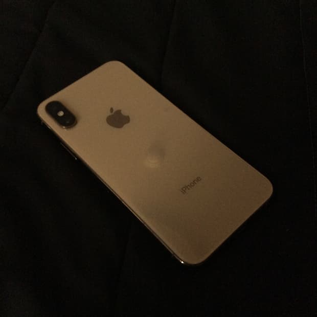 직거래) 아이폰xs 256 골드 A급