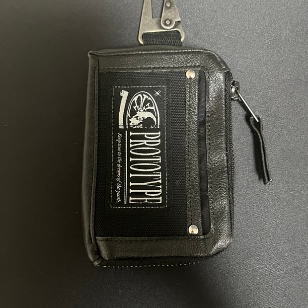 이티씨이 PROTOTYPE POUCH KEYRING (BLACK)