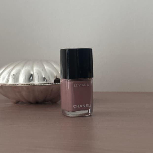 Chanel 샤넬 르 베르니 네일 113 FAUSSAIRE