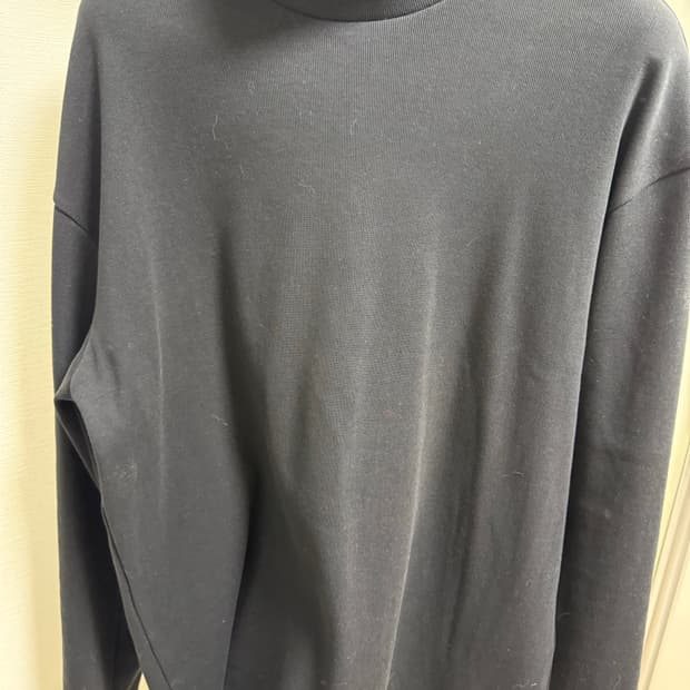 아모멘토 슬림터틀넥 m사이즈