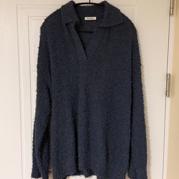 문선 오픈카라 니트 네이비 Free Size