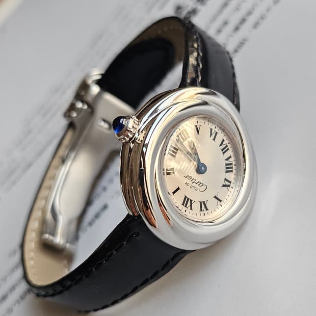 까르띠에 트리니티 쿼츠 시계