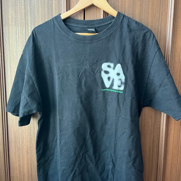 LMC 티셔츠