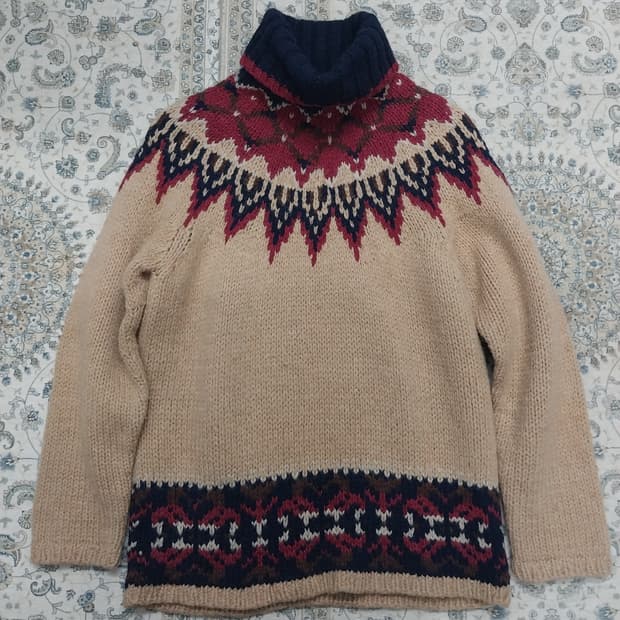 day and day 노르딕패턴 울 목폴라 M