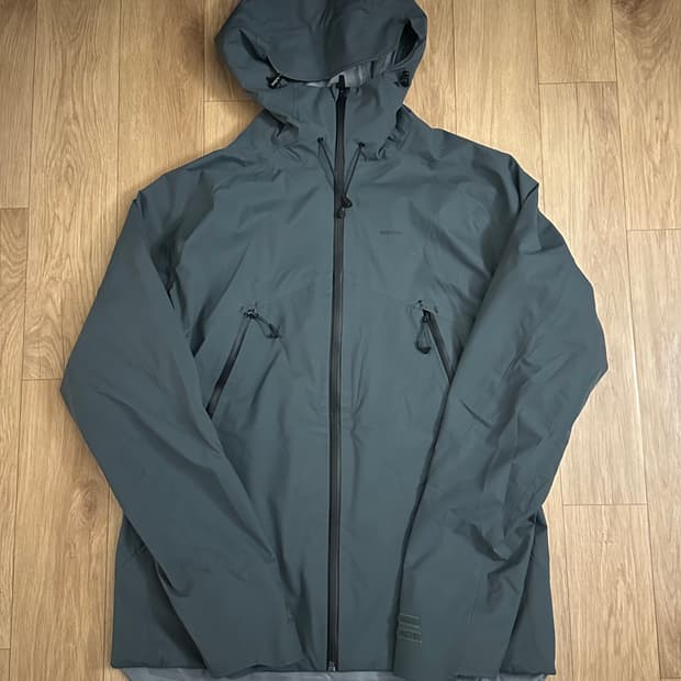 데카트론 퀘차 하이킹 경량 레인 자켓 MH500 스모크그린 L