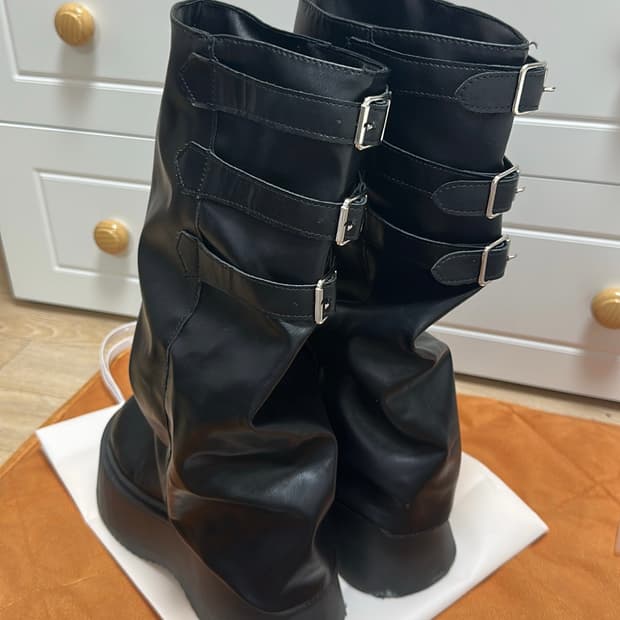 통굽 버클롱부츠 235