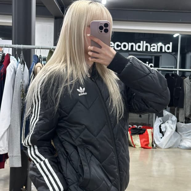 아디다스 삼선 퀄팅 자켓 블랙 경량패딩