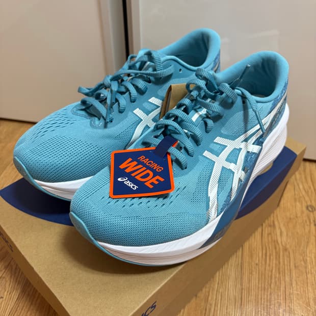 아식스 매직스피드4 와이드 255 새상품